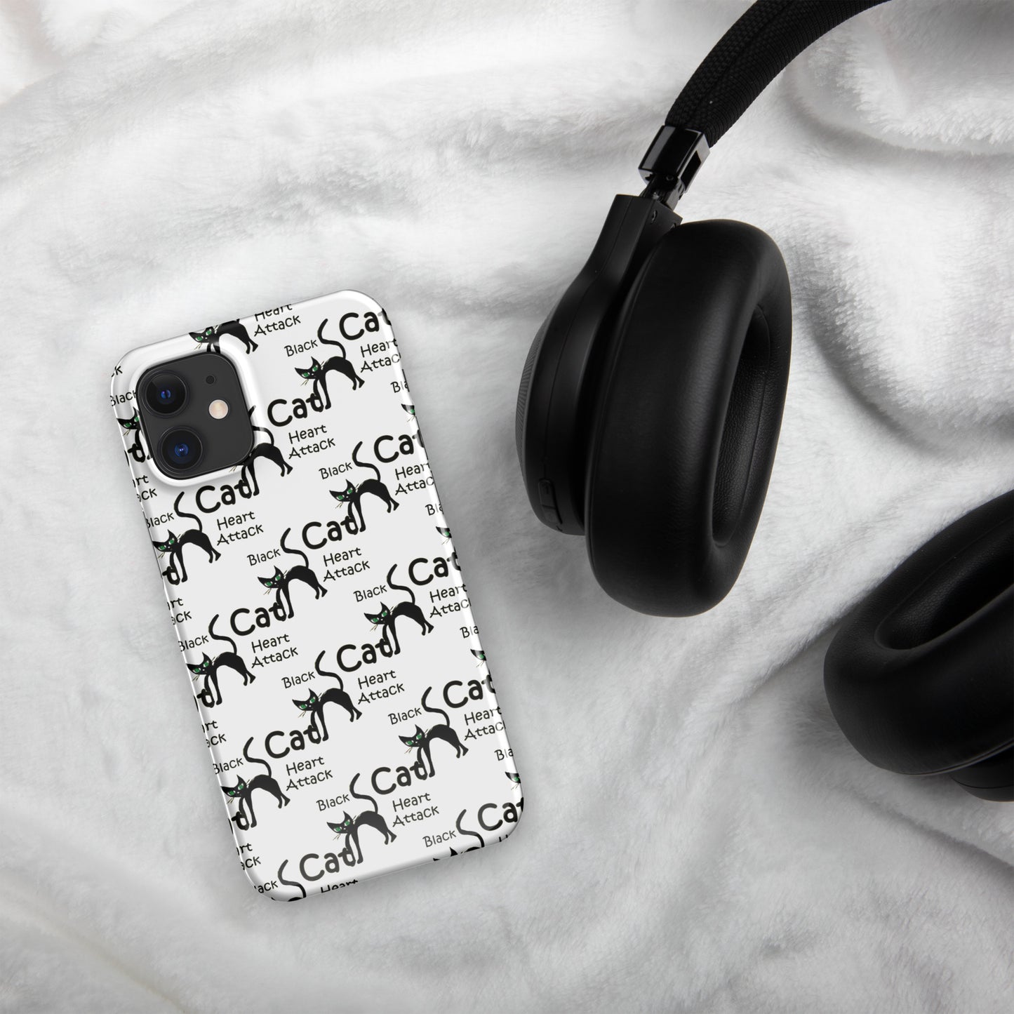 Black Cat Heart Attack Snap case for iPhone®