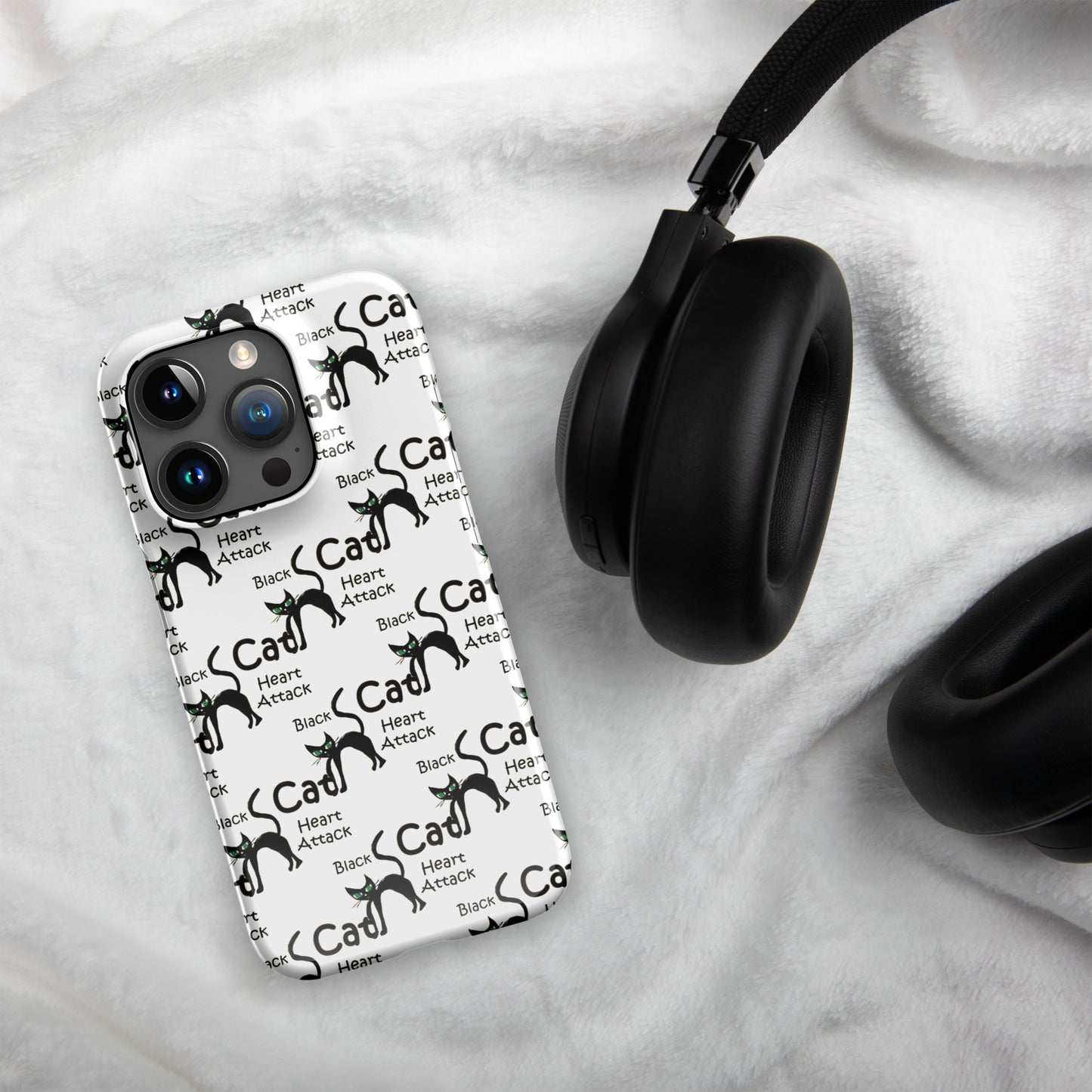 Black Cat Heart Attack Snap case for iPhone®