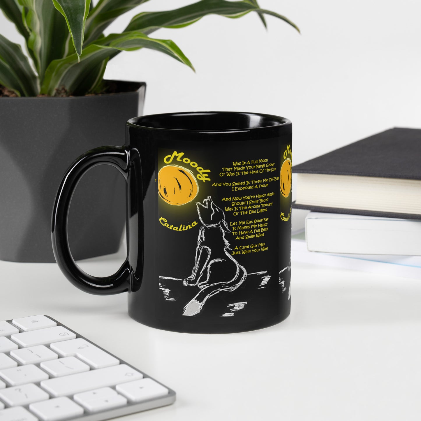 Moody Catalina Black Glossy Mug