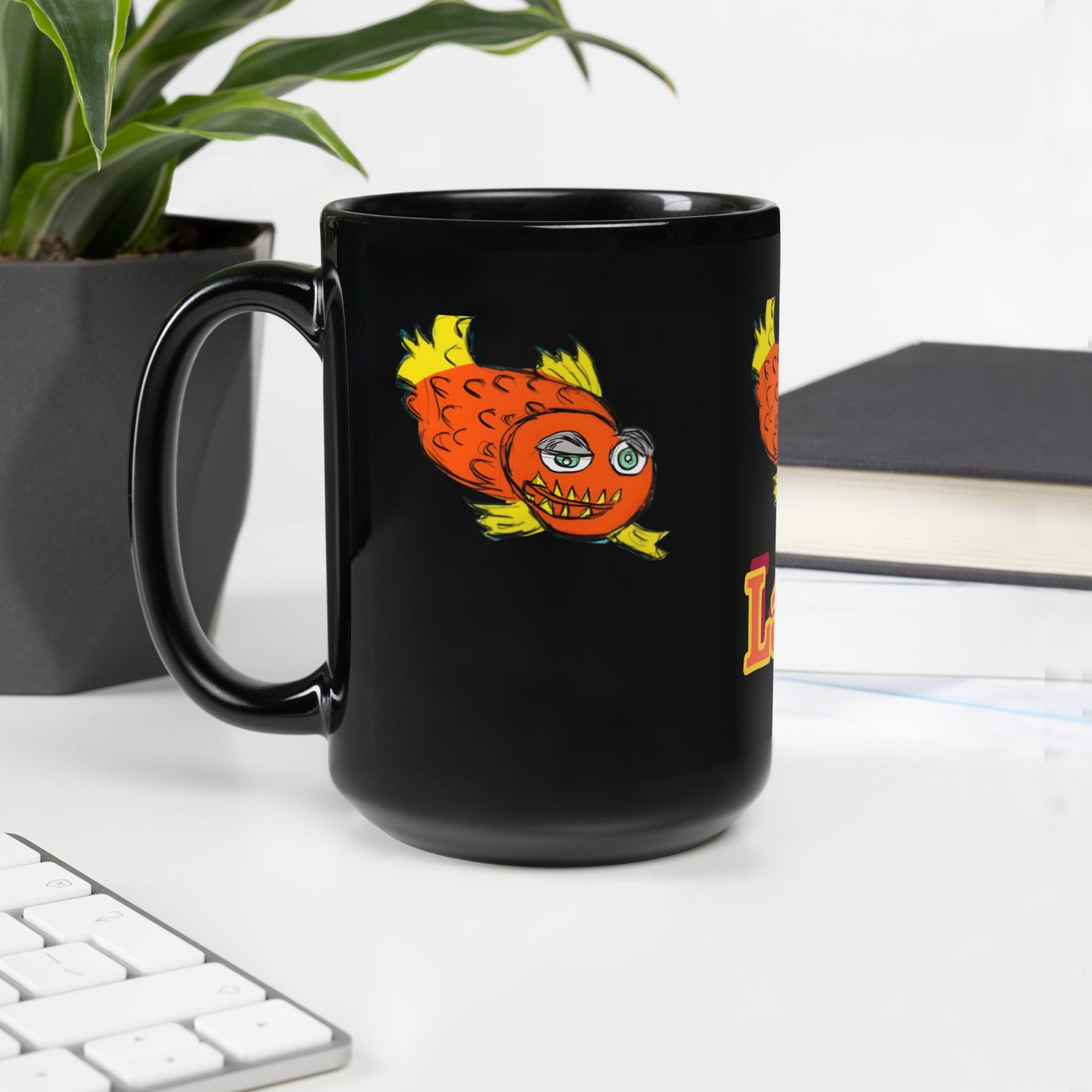 Piranha Black Glossy Mug